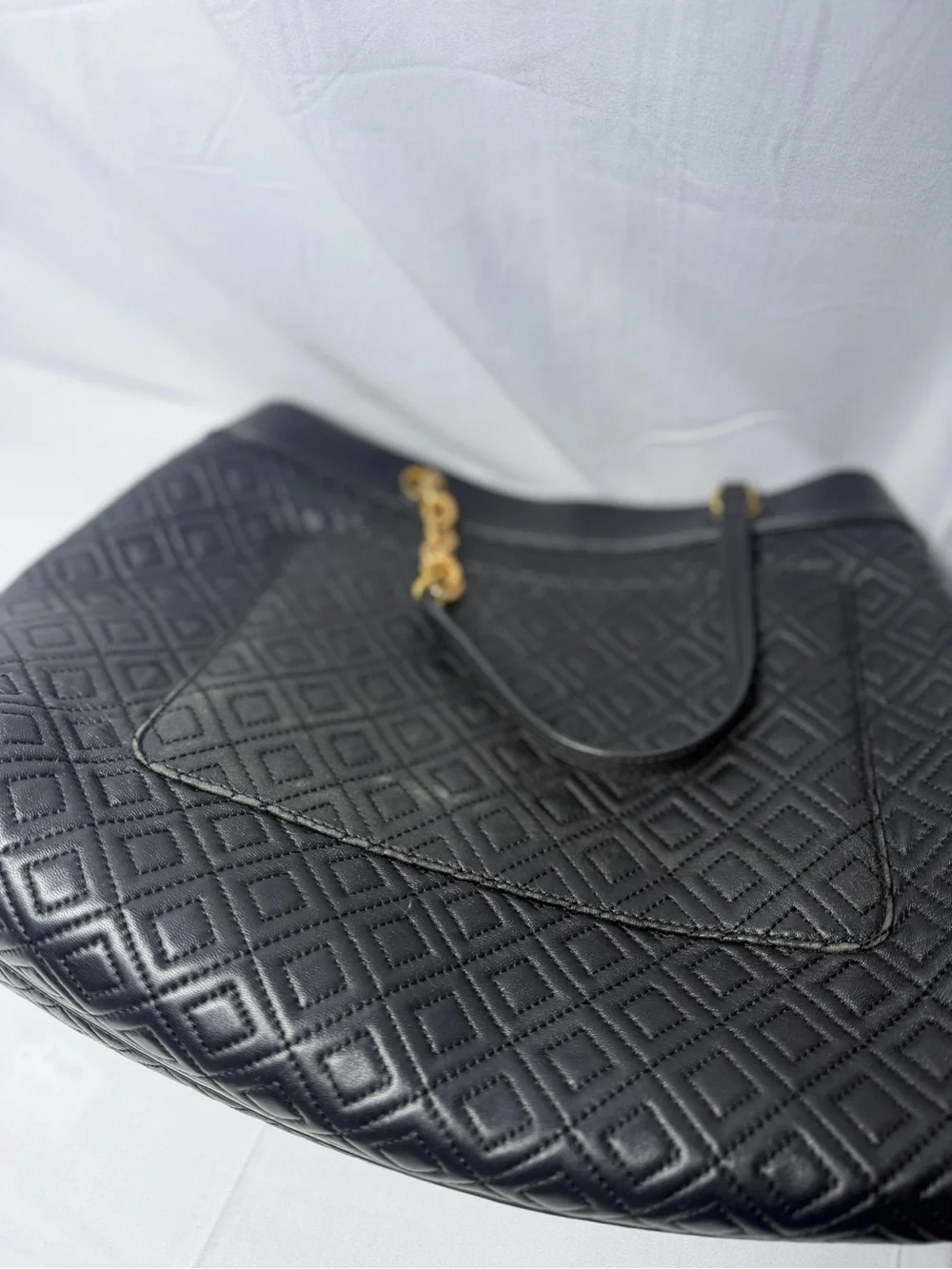 Tory Burch Fleming Quilted Leather Tote – Black/Gold